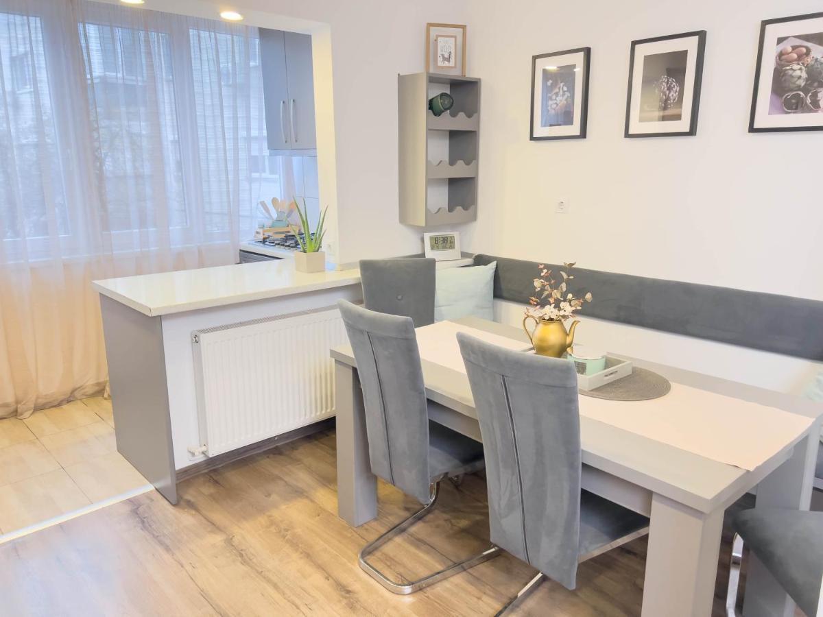 Oradea Comfort Corner ภายนอก รูปภาพ