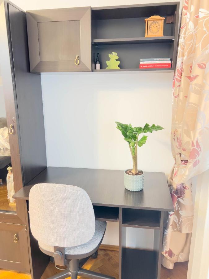 Oradea Comfort Corner ภายนอก รูปภาพ