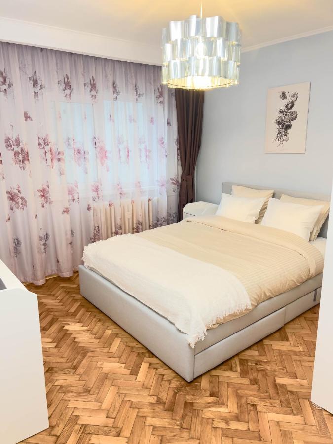Oradea Comfort Corner ภายนอก รูปภาพ